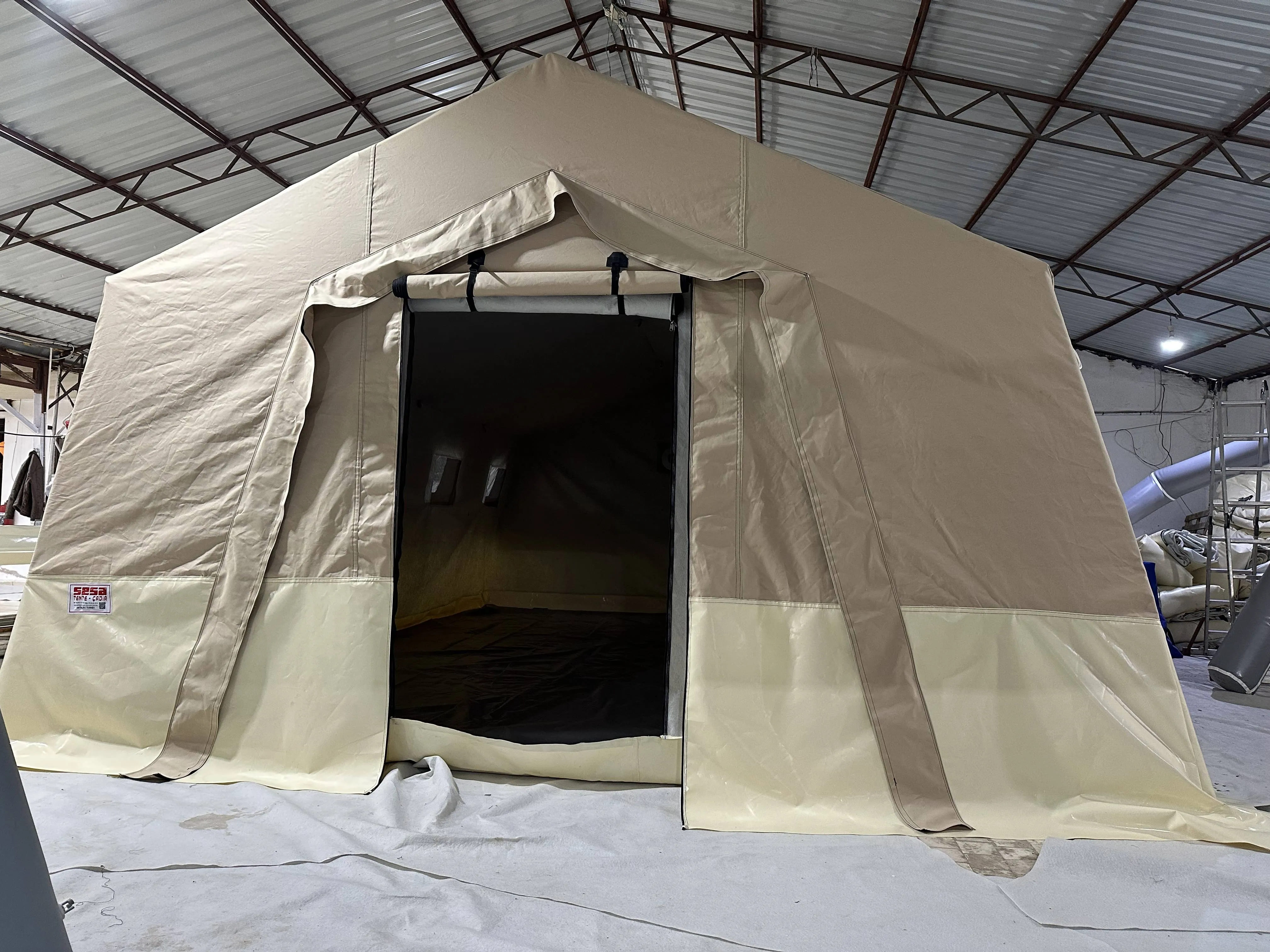 Askeri Sahra Çadırı