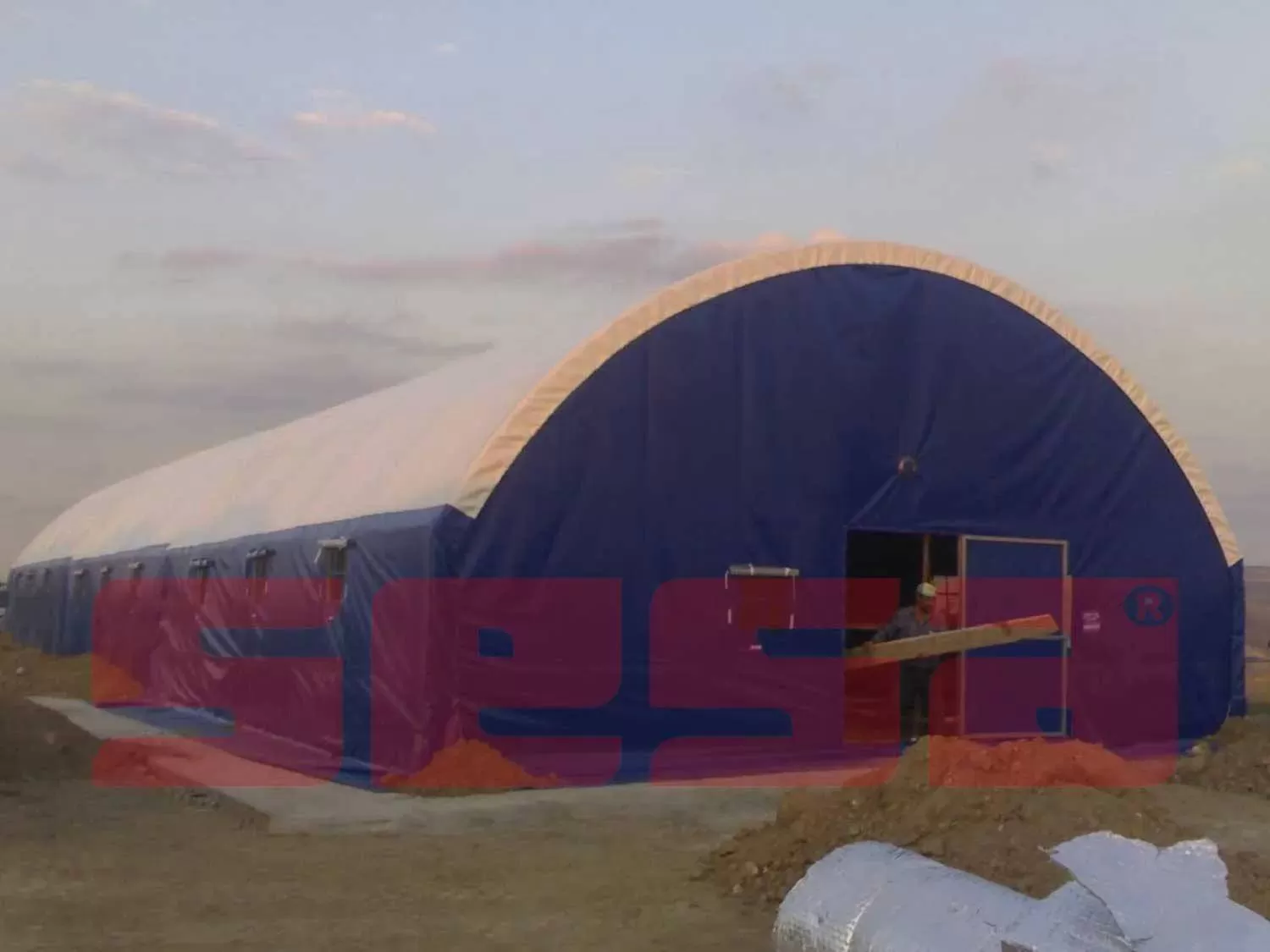 Hayvan Besi Çadırı